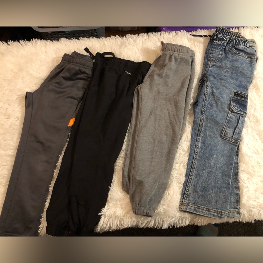 Bundle of four Boys Pants Sz 4-5